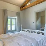 Charlotte For 14 Persons With 73m2 Pool In Istria - Daily Housekeeping & Breakfast Service